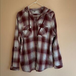 Women’s Victory Outfitters Plaid Long Sleeved Hoodie, Size XXL, 100% Cotton